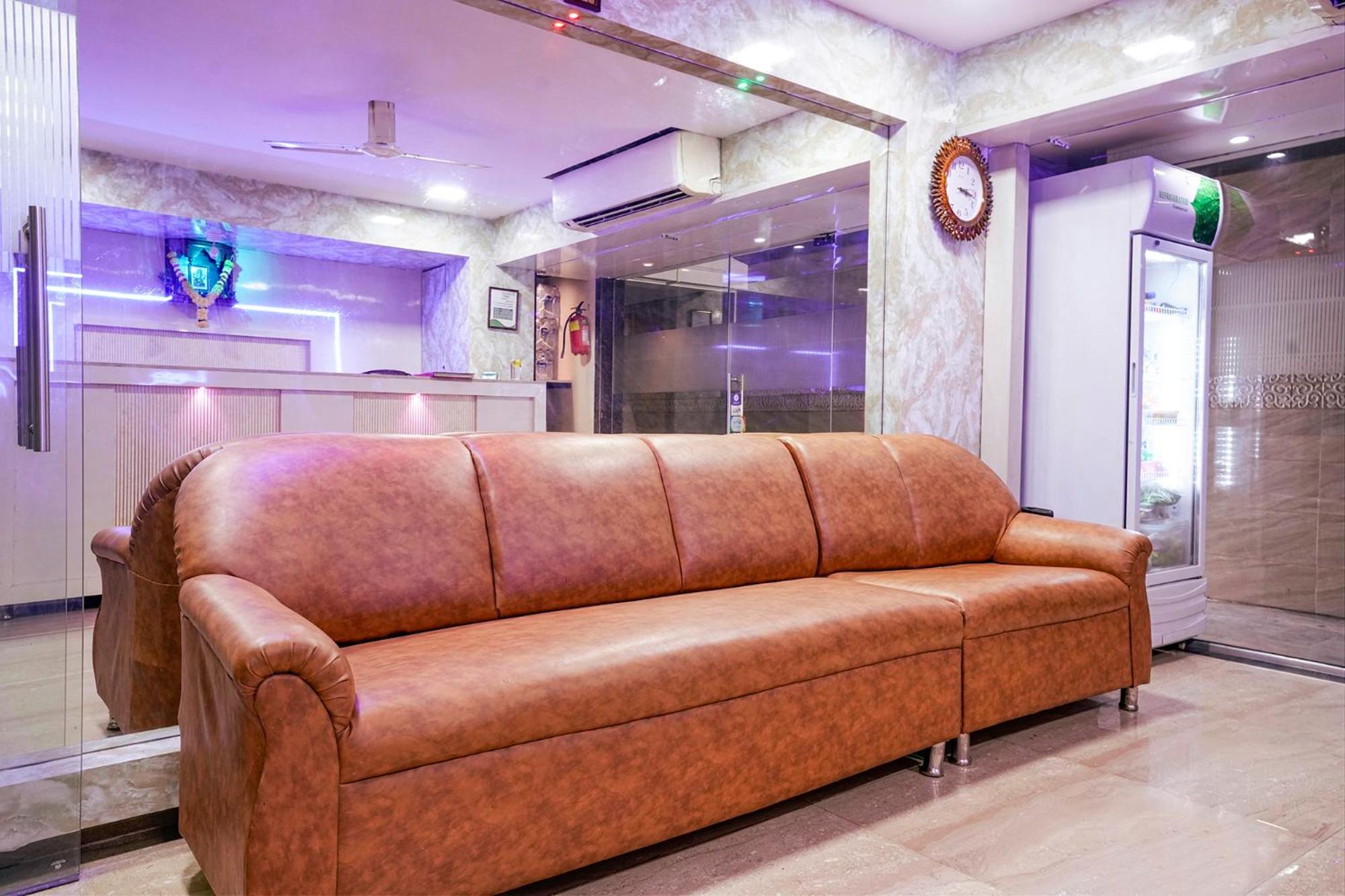 Fabhotel Everest Vashi Exterior foto